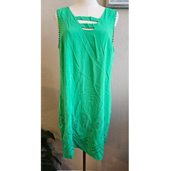 Crown & Ivy Women's Summer Embroidered Eyelet Seahorse Shift Dress Size 10 Green - Picture 1 of 6